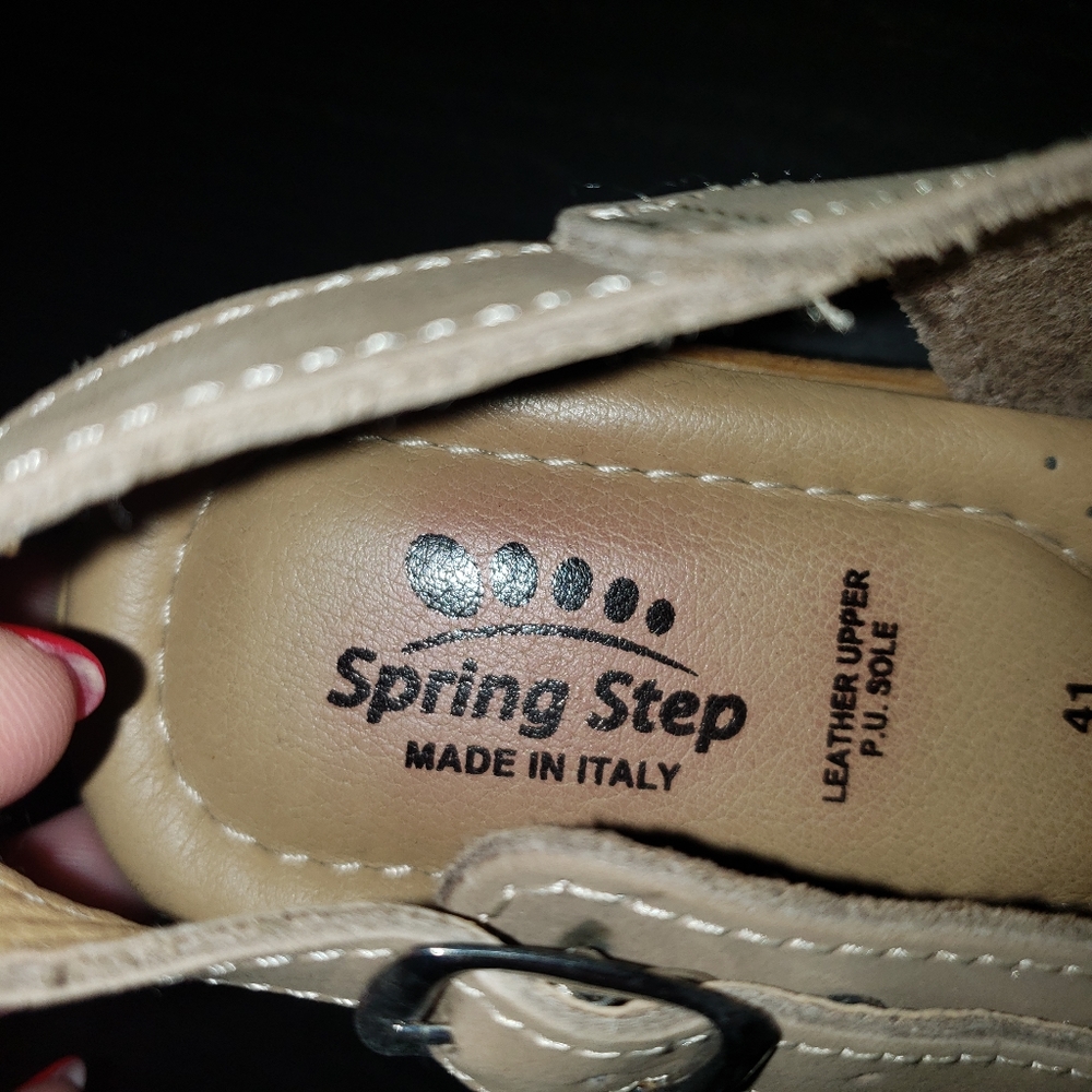 Shoes - Picture 2 of 2